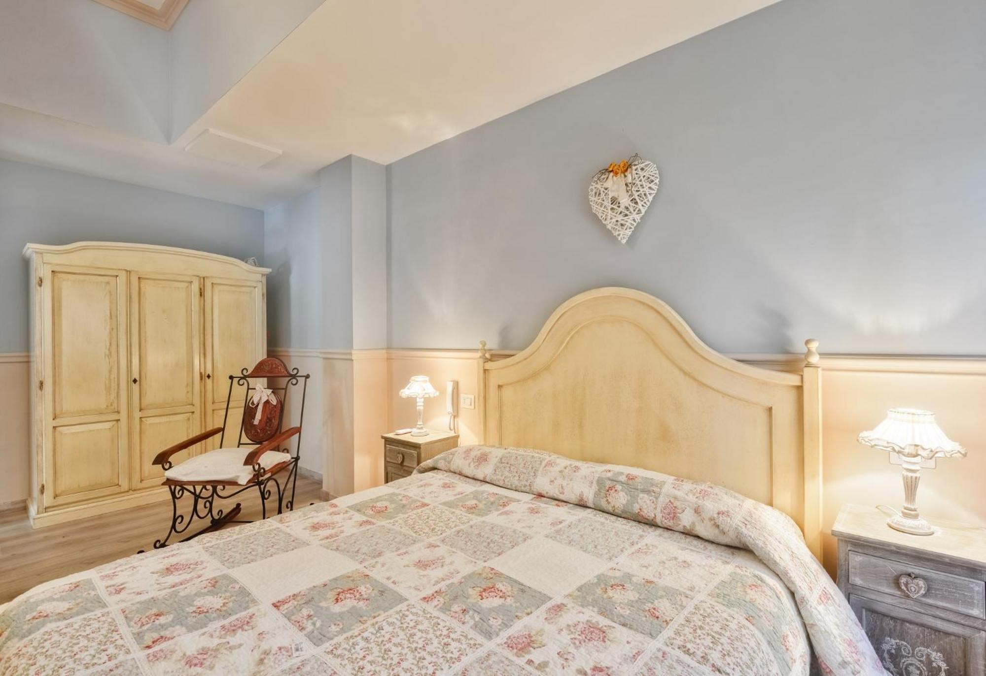 La Bouganville Holiday House Agropoli Esterno foto